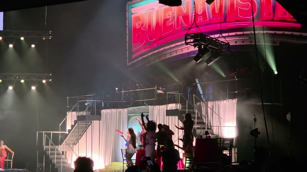 Bienvenidos a la pista / De nada me arrepiento / Cara de idiota - Juliana en el Movistar Arena 2025