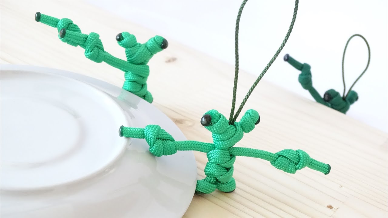 DIY Alien Blaster Buddies - Make a Paracord Key Fob or Decorative Figure UFO