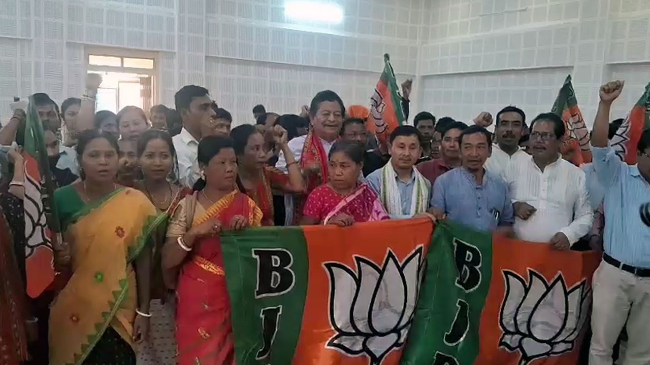 Kaisa Panda ni Bisingtwi no Dalbidal Bodol Yakarwi 90 Family ni 331 Voters Romkha BJP Bodol ni Bana