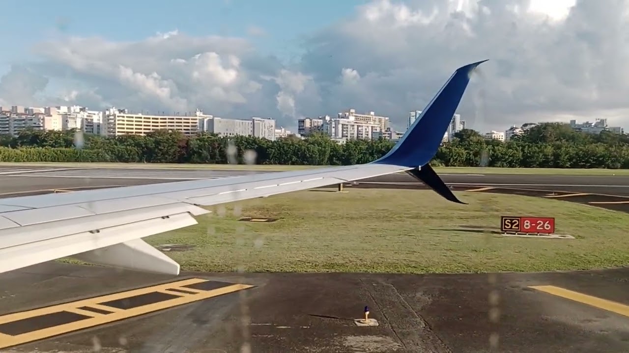 Delta Airlines SJU to JFK Taxi and Departure Boeing 737-932(ER)