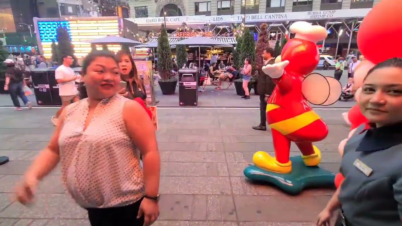 Классика: мой обзор Brand New Jollibee на Таймс-сквер!