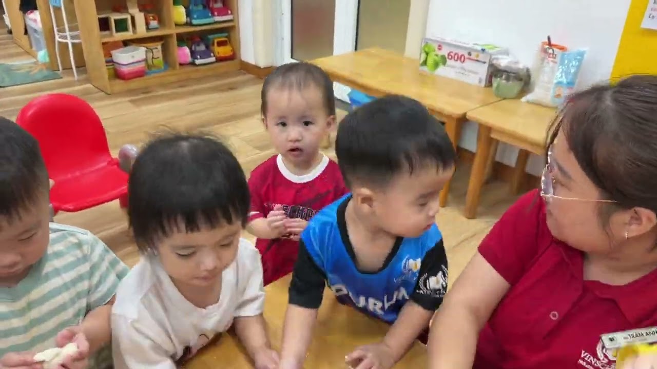Bánh Quy Tặng Bà Và Mẹ Ngày 8/3
