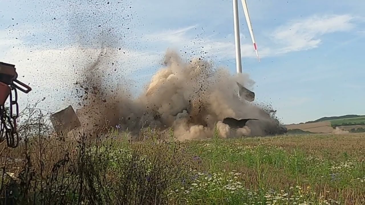 Sprengung Windkraft Fundament SüdOstSpreng UG (HD)