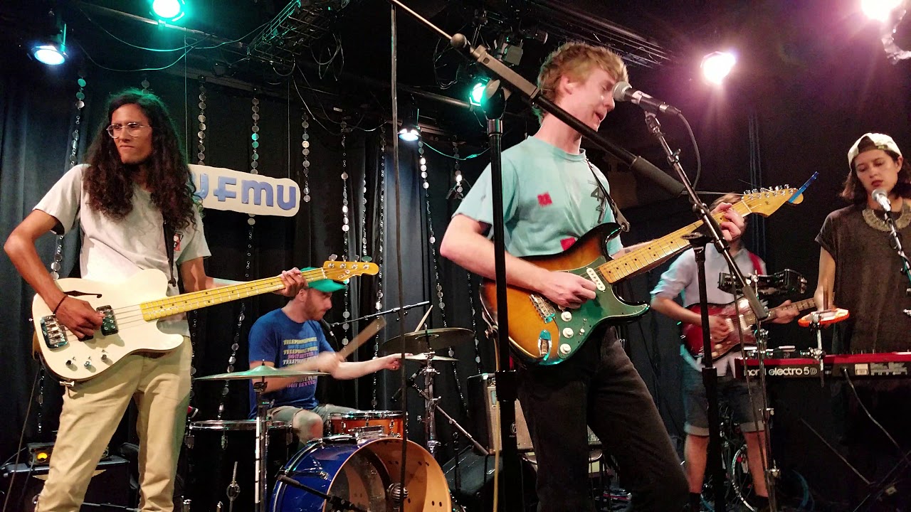 PINEGROVE- I'M NOT READY-LIVE