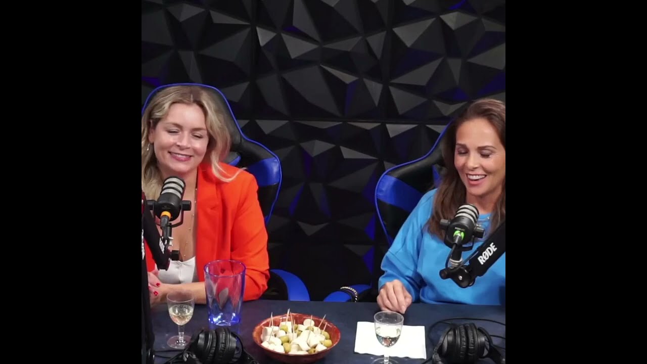 EXISTE BEIJO TÉCNICO ? BIANCA CASTANHO E FABI ALVAREZ RESPONDEM !