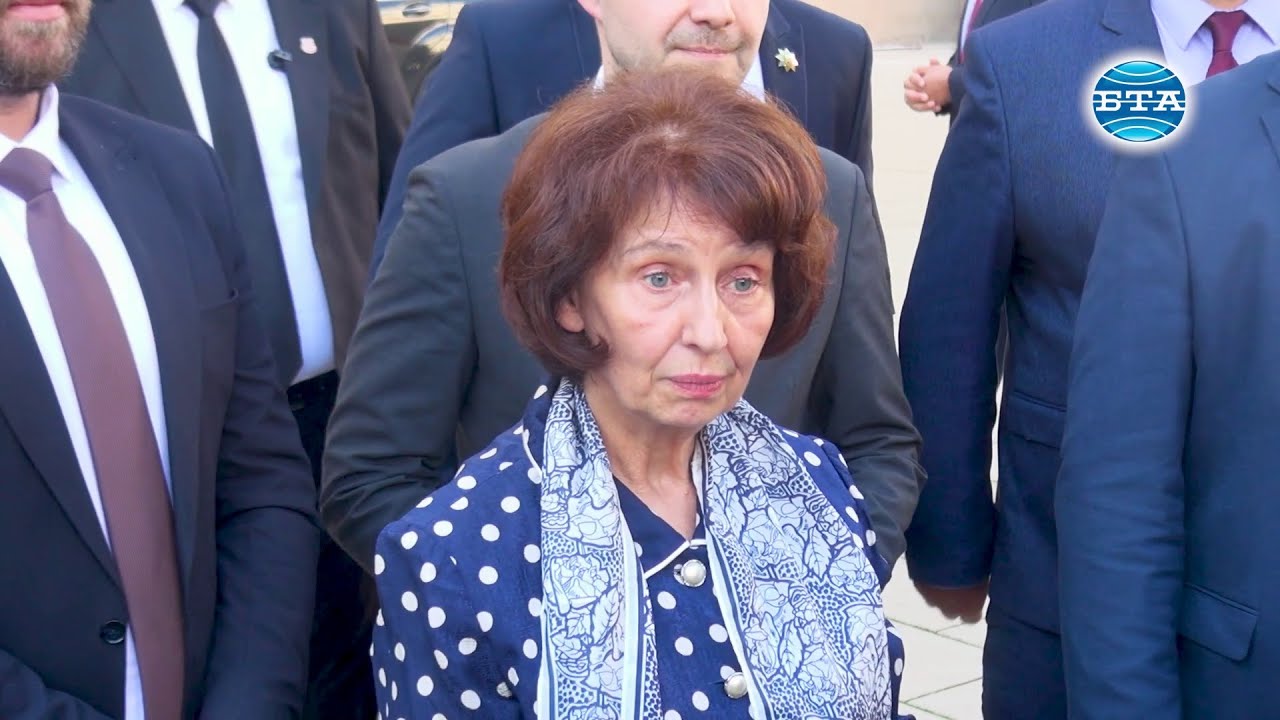 Гордана Силяновска-Давкова изрази съболезнования за двамата загинали български пилоти