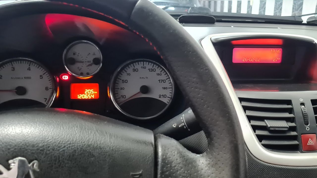 Como consertar ,iluminação  de display Peugeot 207