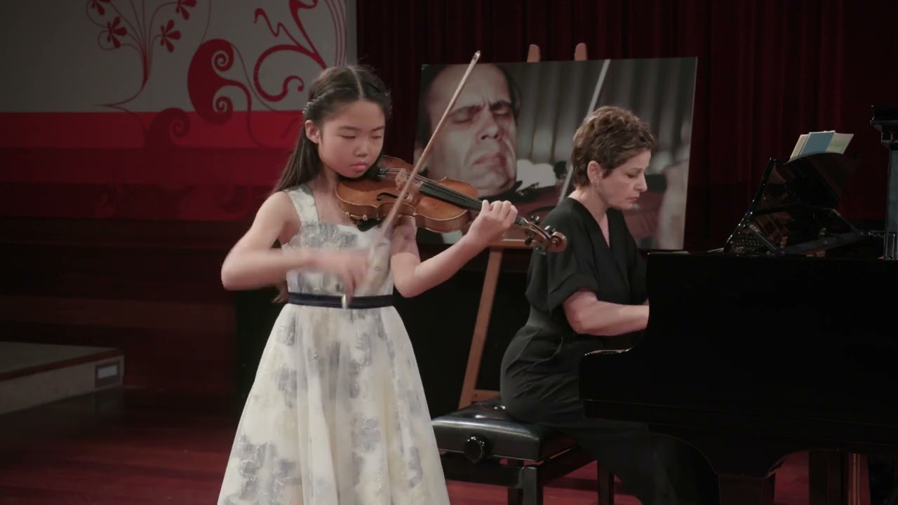 Valerie Bai - Felix Mendelssohn Bartholdy - Violin Concerto, 3rd Movement