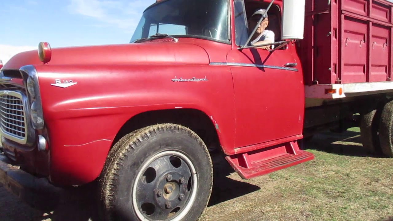 1960 B160 Grain Truck w/15 1/2' Bed and Hoist w/End Gate Auger