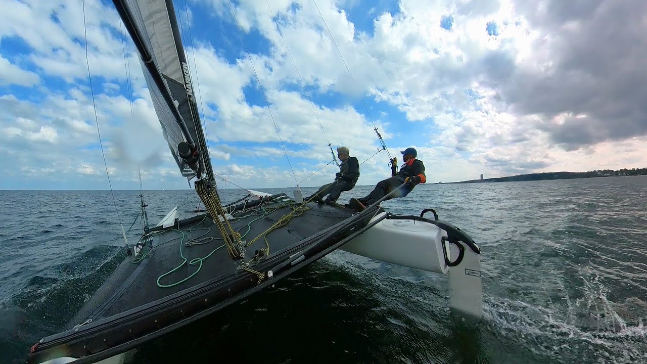 Insightful Hobie Tiger F18 Upwind Training Session pt 1 (uncut)