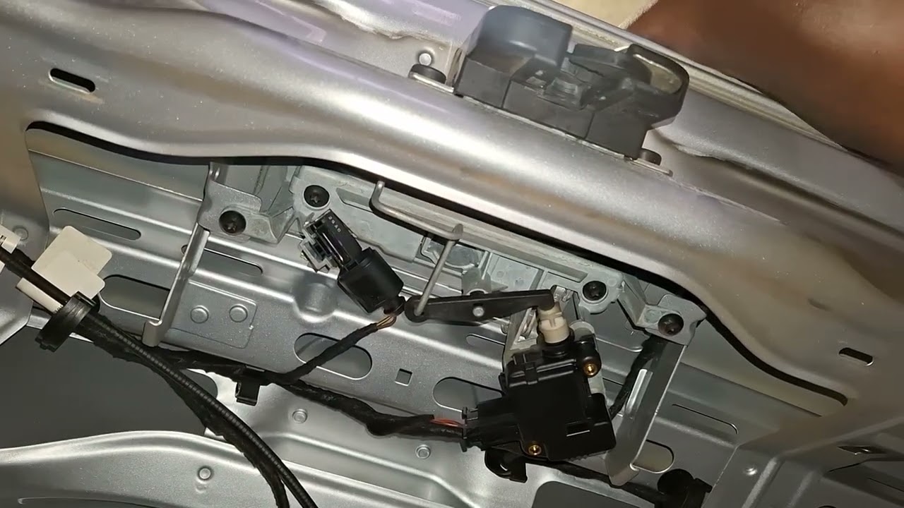*FIXED* VW Polo Vivo Intermittent Boot Not Opening Issue