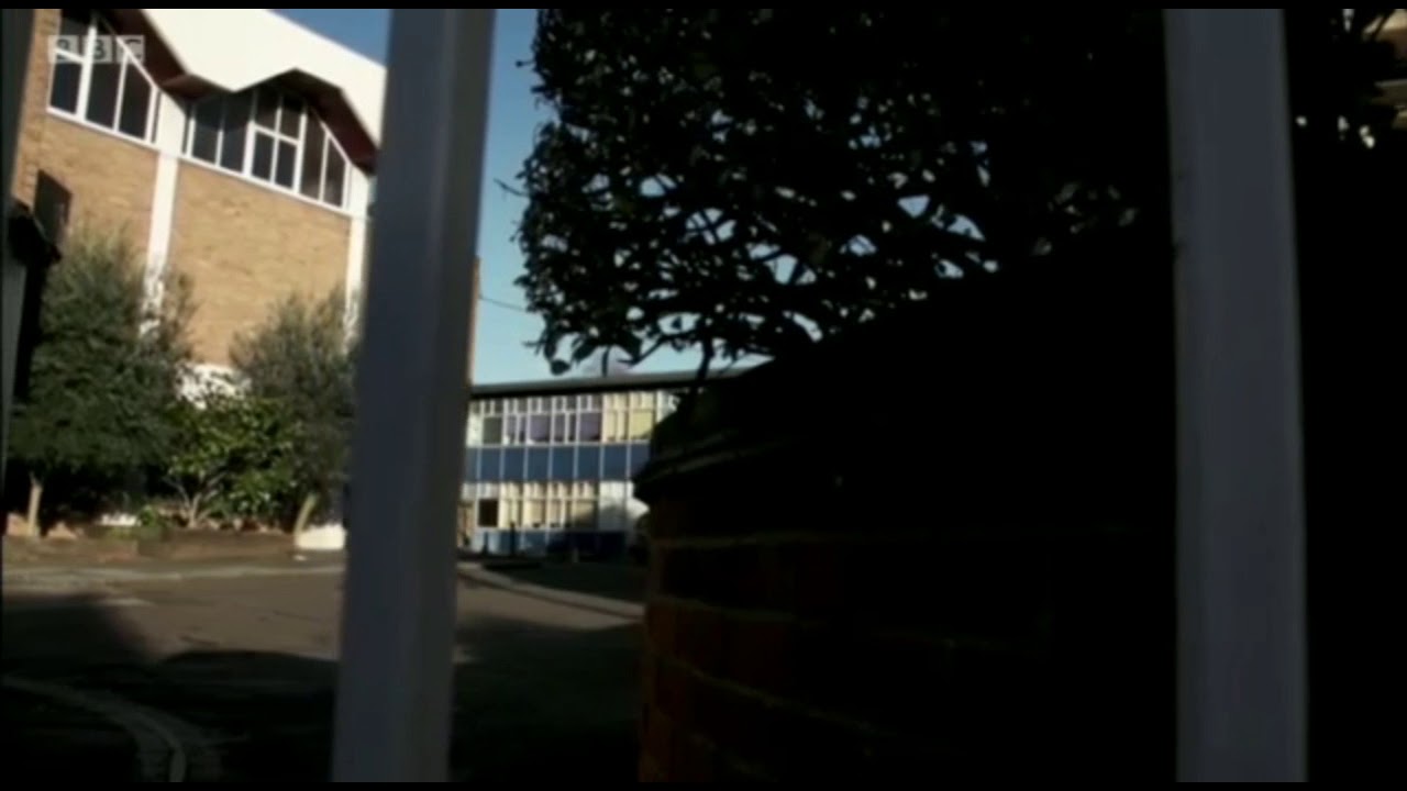 UK Rabbeim Hitting Children in Unregistered Yeshivos [BBC]