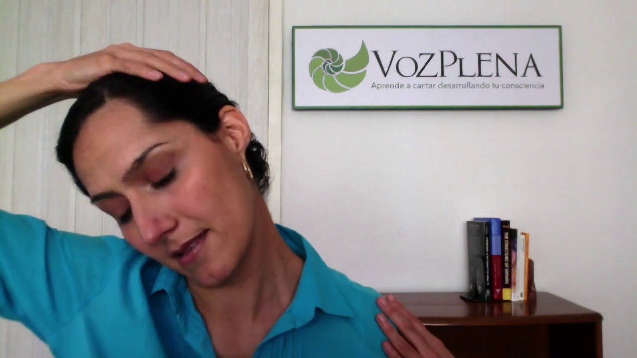 Prepara tu cuerpo para cantar: Ejercicios de estiramiento para el cuello