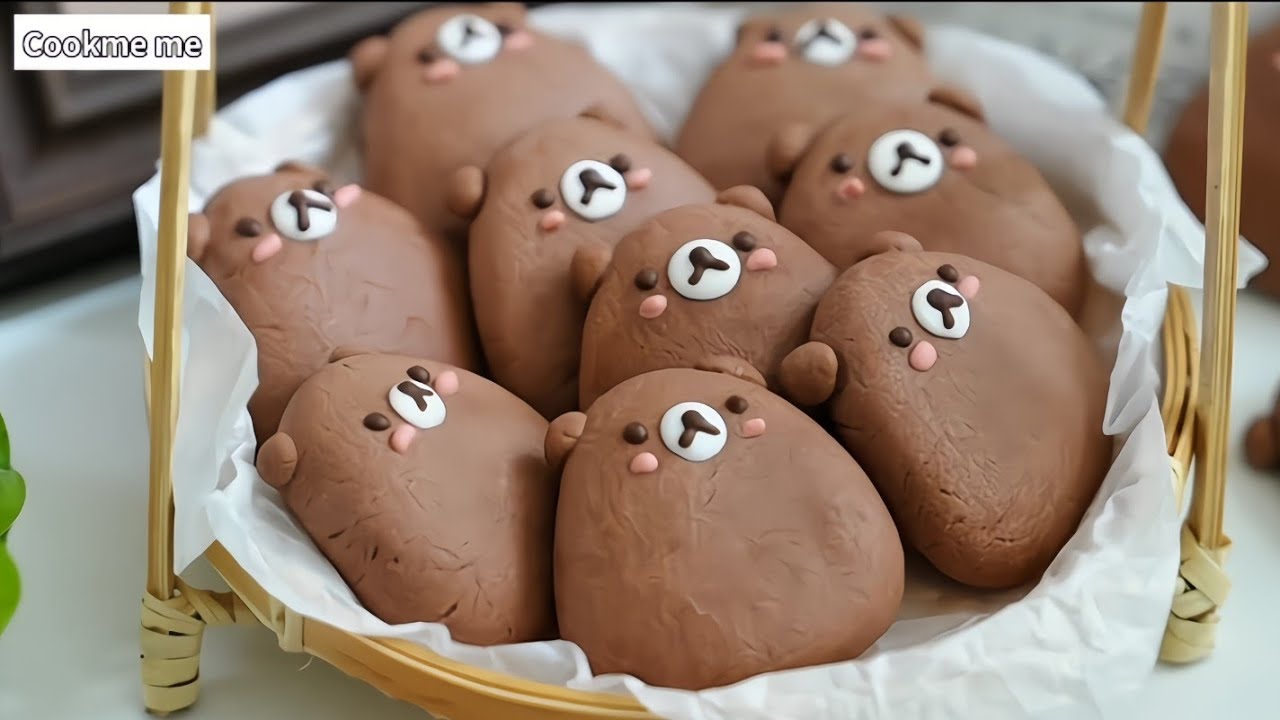Bear cocoa Chestnut Cake 