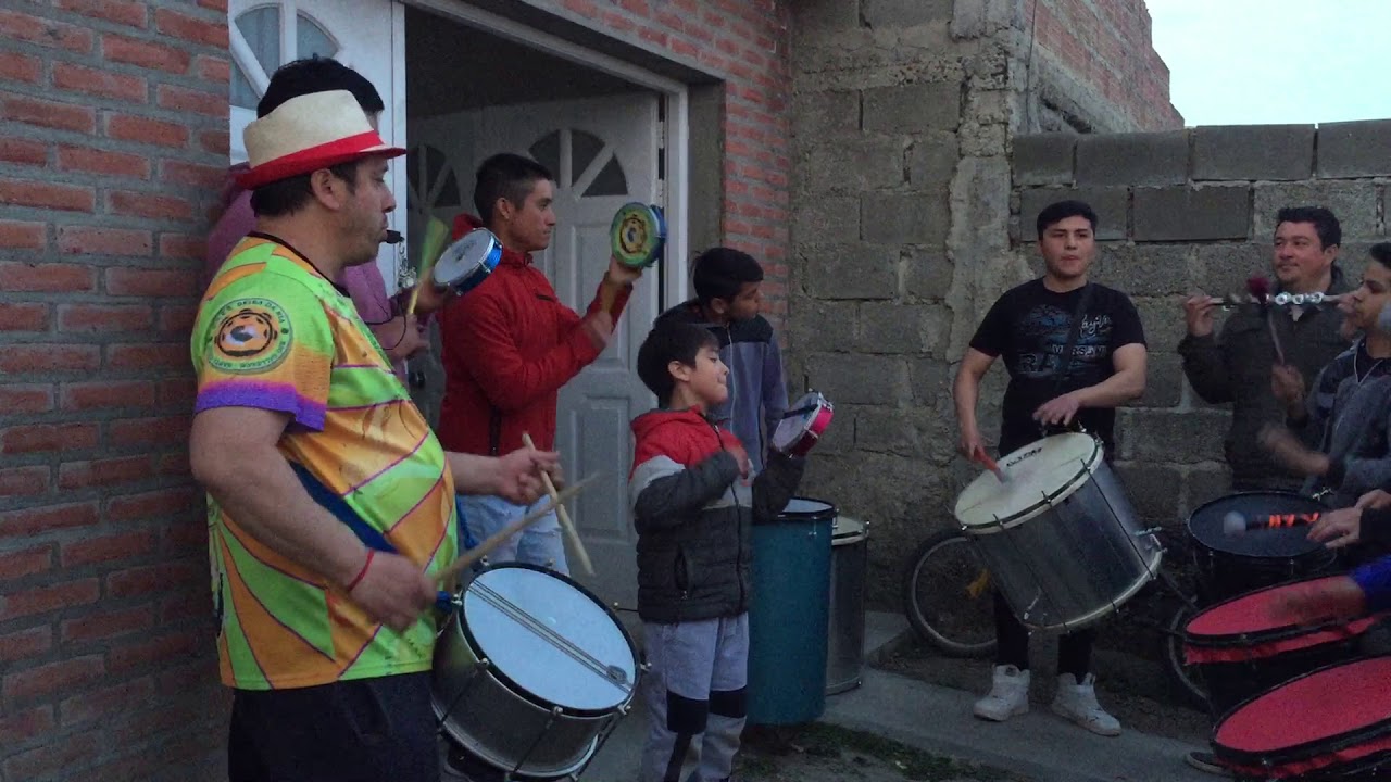 Bateria Gostosa & Comparsa A Todo Ritmo