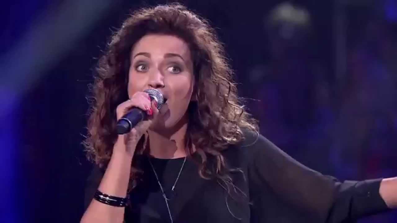 The Voice of Poland VI - Natalia Świerczyńska vs. Emilia Dębska  - „Euphoria” - Bitwy