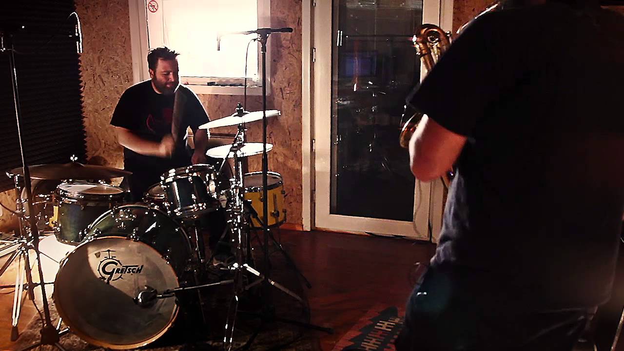 Mombu // Orichas (Bee Sessions)