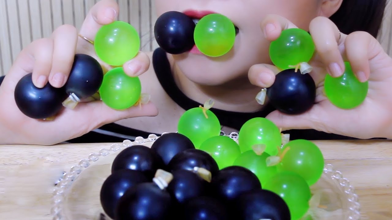 ASMR Japanese Grape Jelly (Muscat and Kyoho Grapes) SOFT STICKY EATING SOUNDS | LINH-ASMR