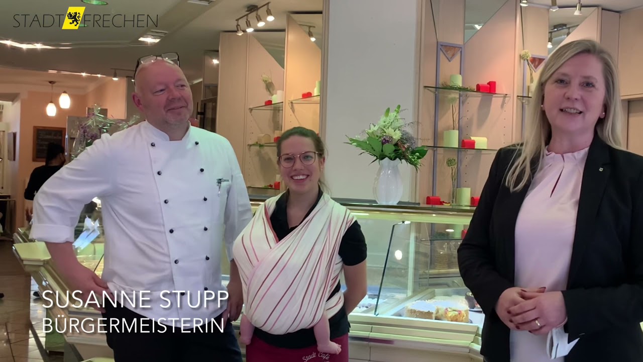 Bürgermeisterin Susanne Stupp begrüßt neue Inhaberin des Stadt-Café Kremer in Frechen