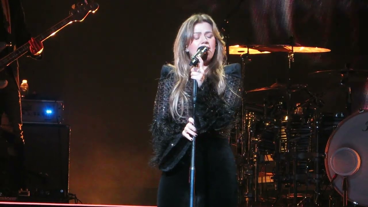 Kelly Clarkson performs 