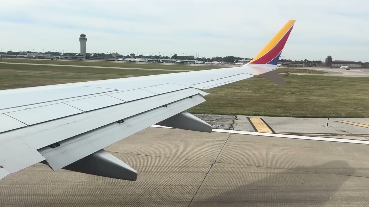 Southwest Airlines 737 MAX 8 Pushback, Taxi, & Takeoff from St Louis | N8744B