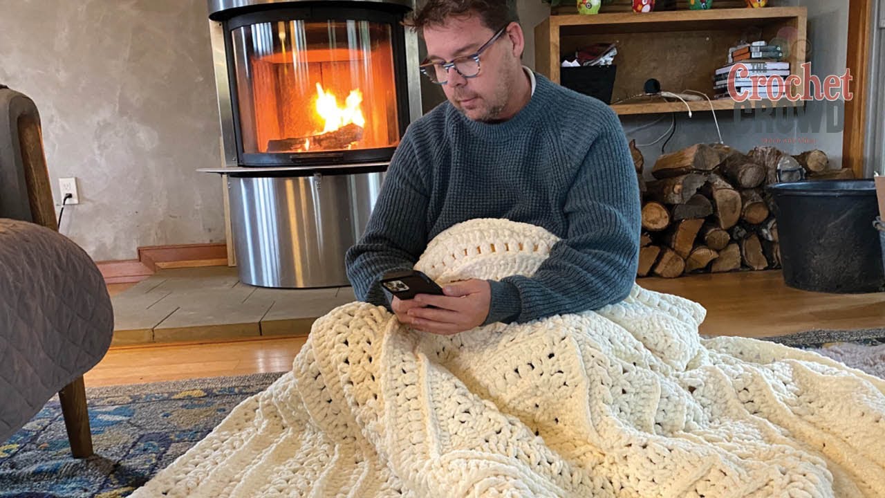 Winter Magic: How to Crochet the EASY Study of Snow Blanket Pattern ❄️