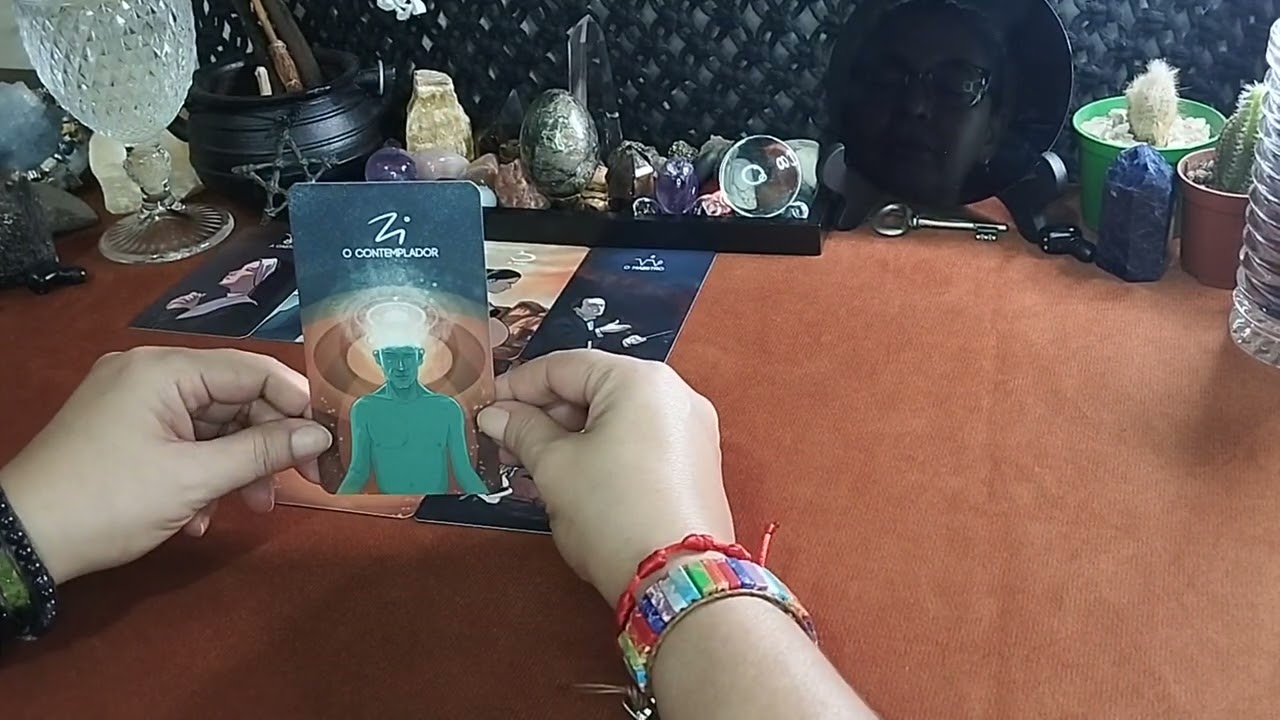 ESSA PESSOA MENTIU E ENGANOU HOJE SOFRE E SENTE FALTA DE ALGUÉM QUE SE FOI. #soucartomante #tarot