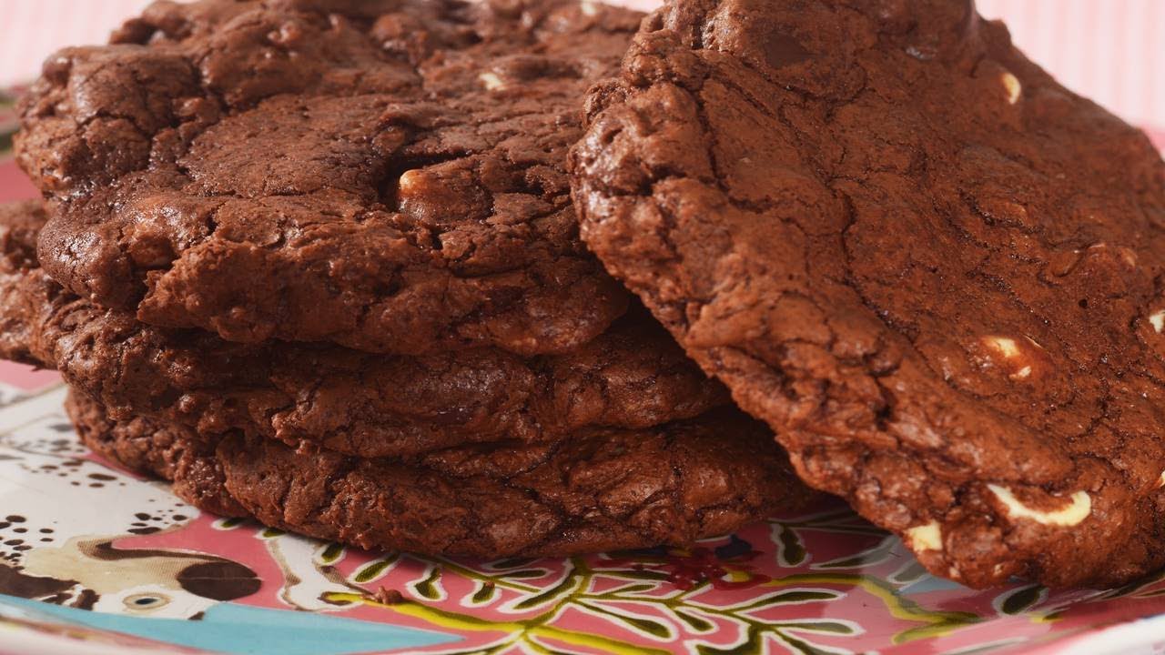 Chocolate Fudge Cookies Recipe Demonstration - Joyofbaking.com