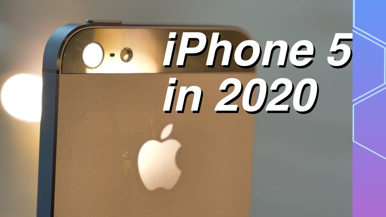 Unboxing my first iPhone - 8 years later!