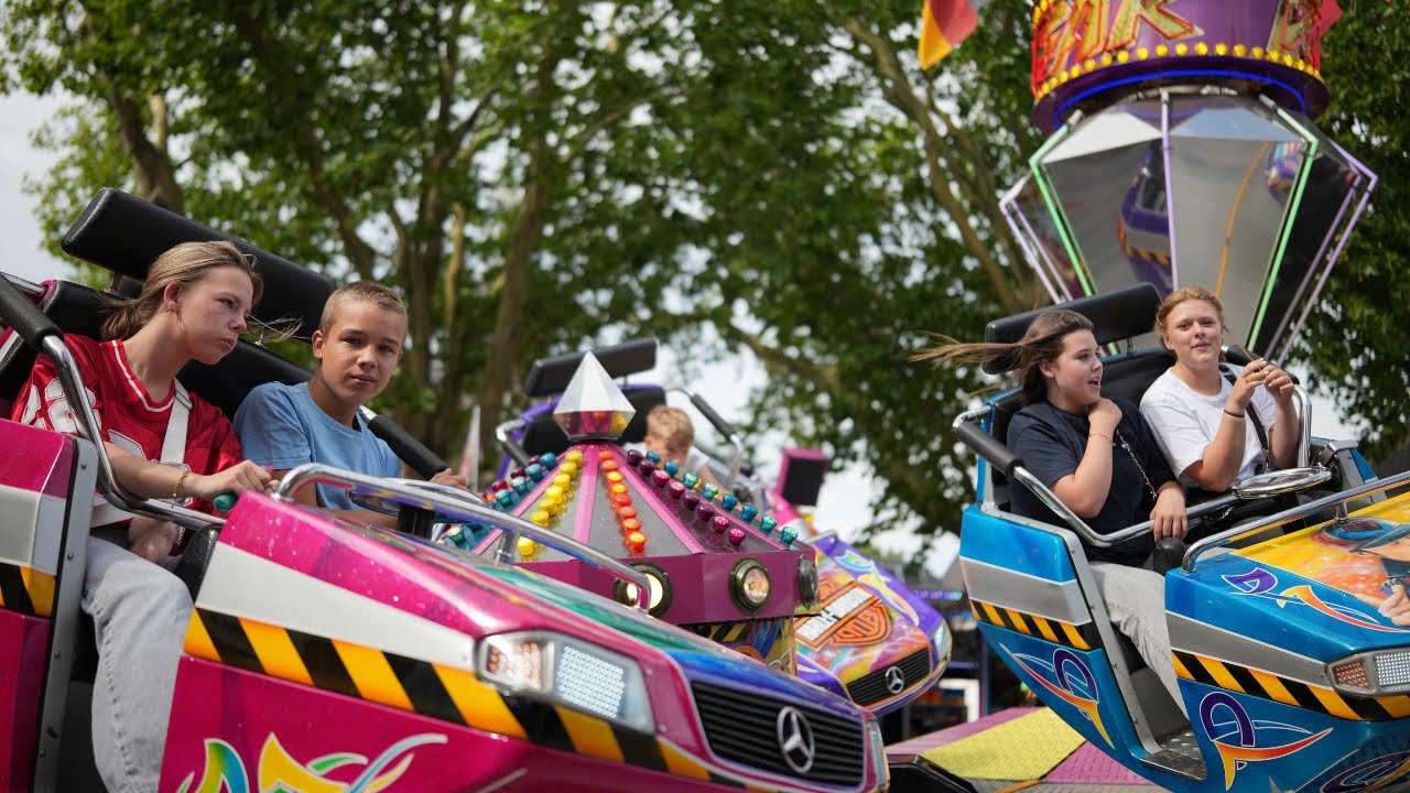 Compilatie Kermis Kerkdriel 2025 inclusief vuurwerk (XAVC S 4K OLED)