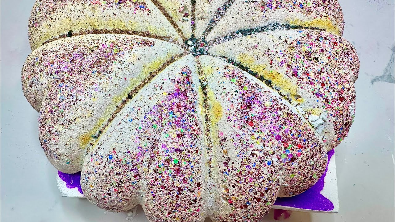 Thick Gym Chalk Reform Over Fresh Chalk