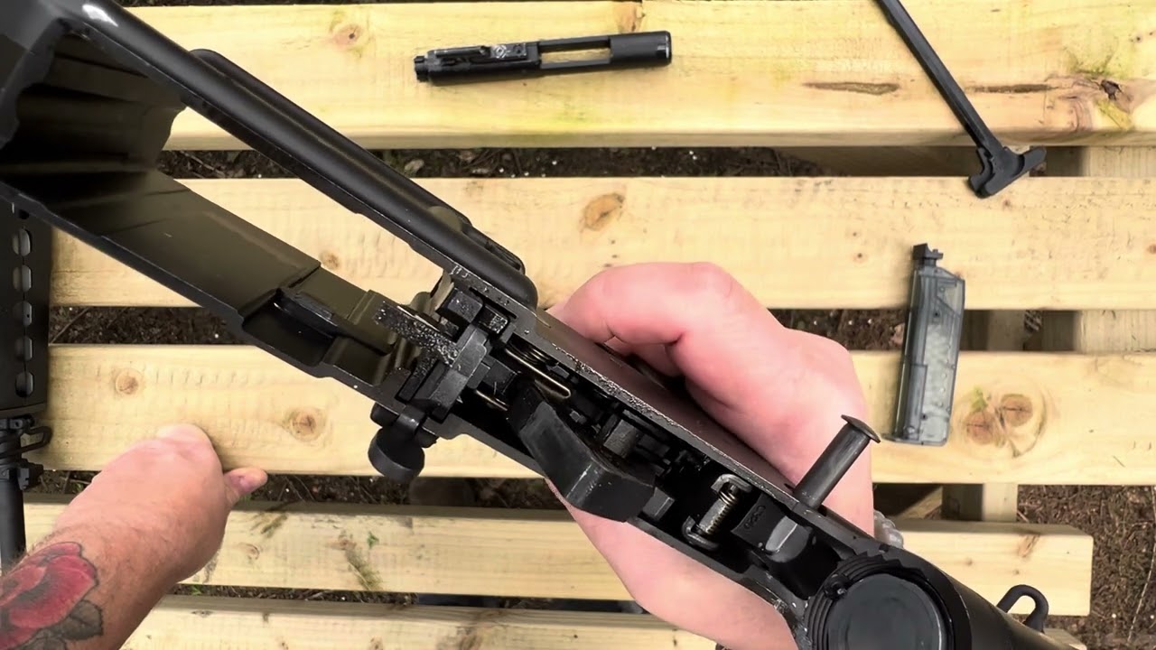Carry handle gang rules - the VFC M16A1 GBBR