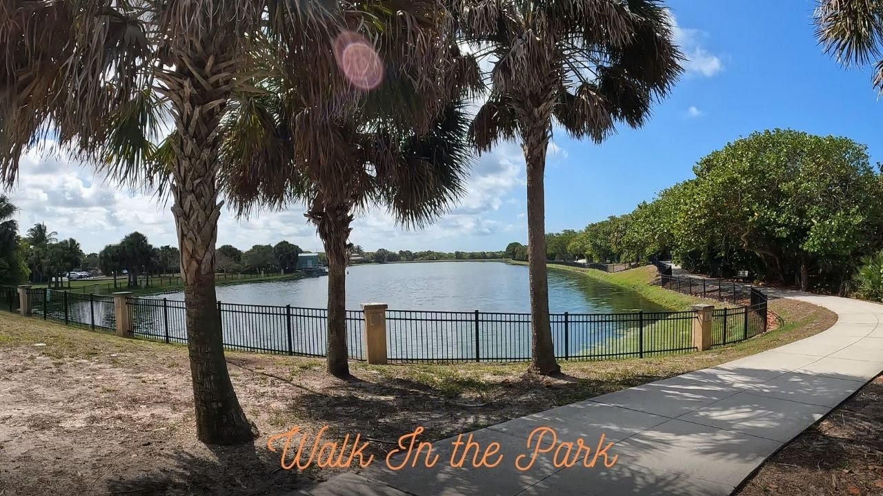 Maxine Barritt Park, Venice Florida, Morning Walk (4K)