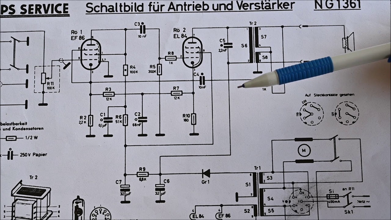 Reparatur eines Philips Plattenspielers aus den 50 er Jahren.