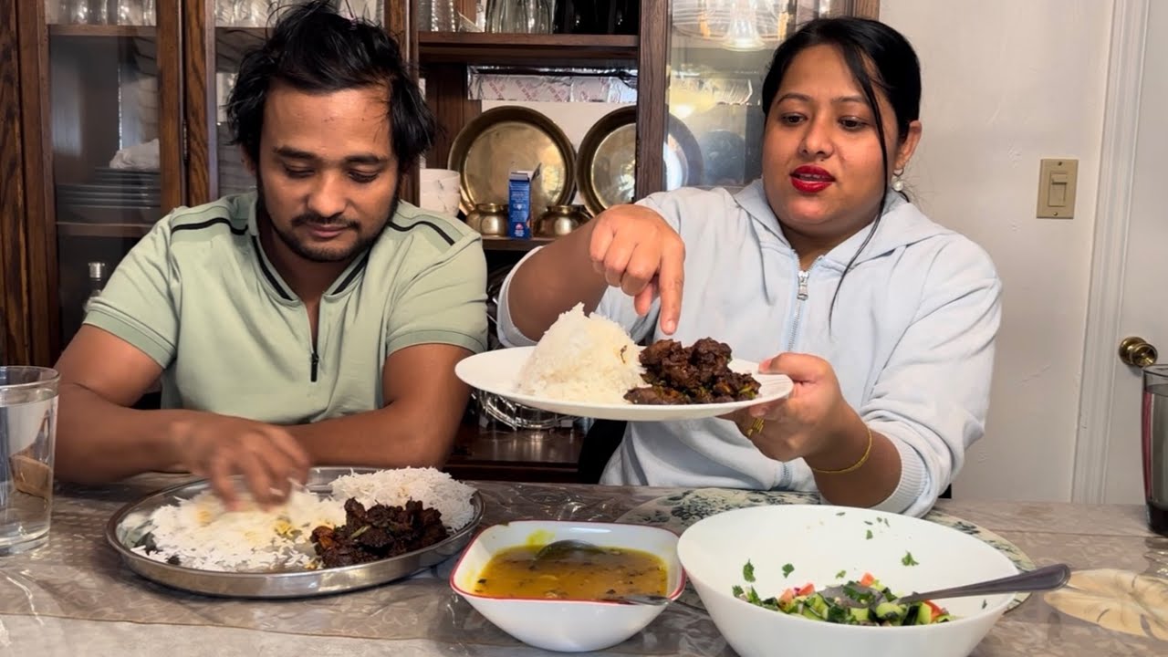 Dherai Din Pachi Khasi Ko Masu Sanga Khana Khadai Buda Ra Nani Haru Sanga |