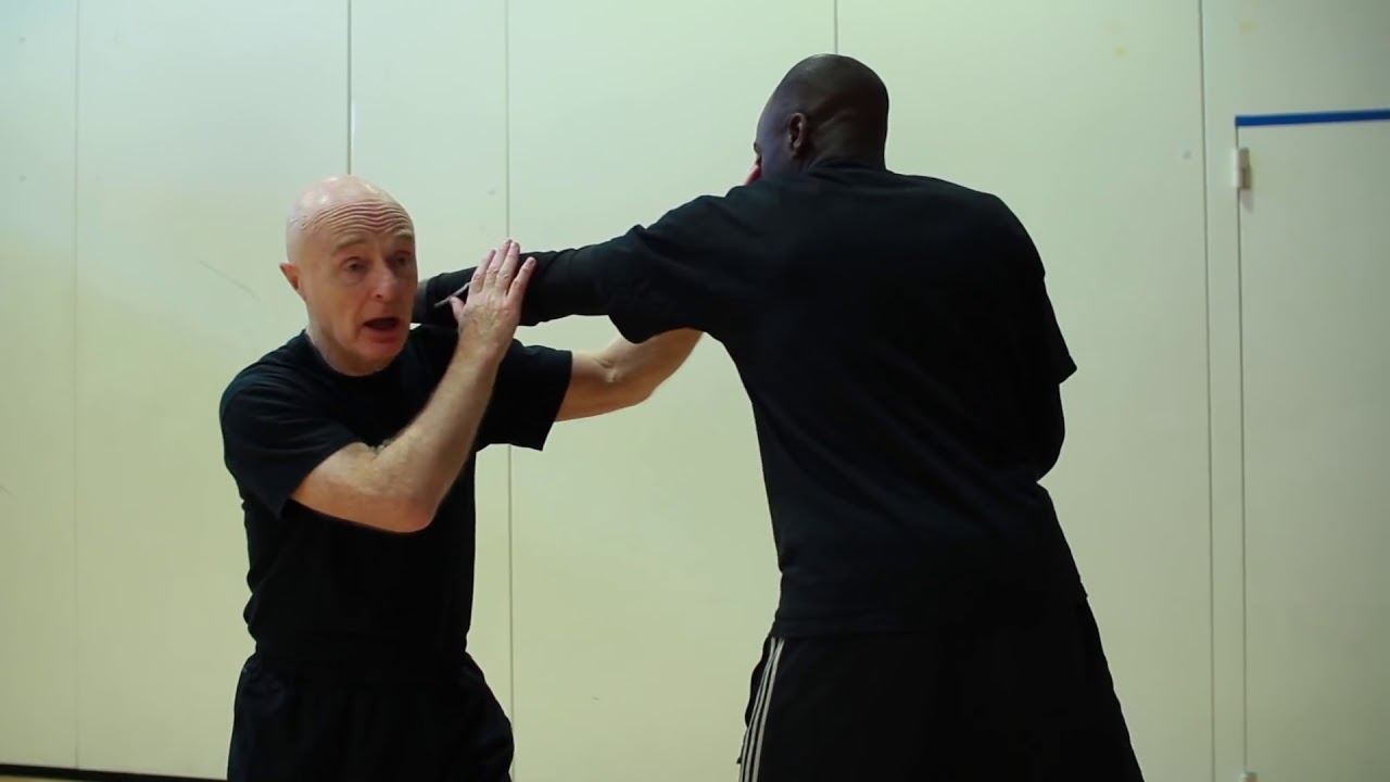 JKD Kali clinch. Body route 2.