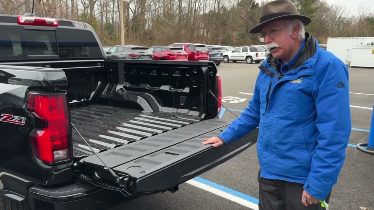 2026 Chevrolet Colorado Z71 WOW-lk-Around | Capability, Design & it’s Real-World Features