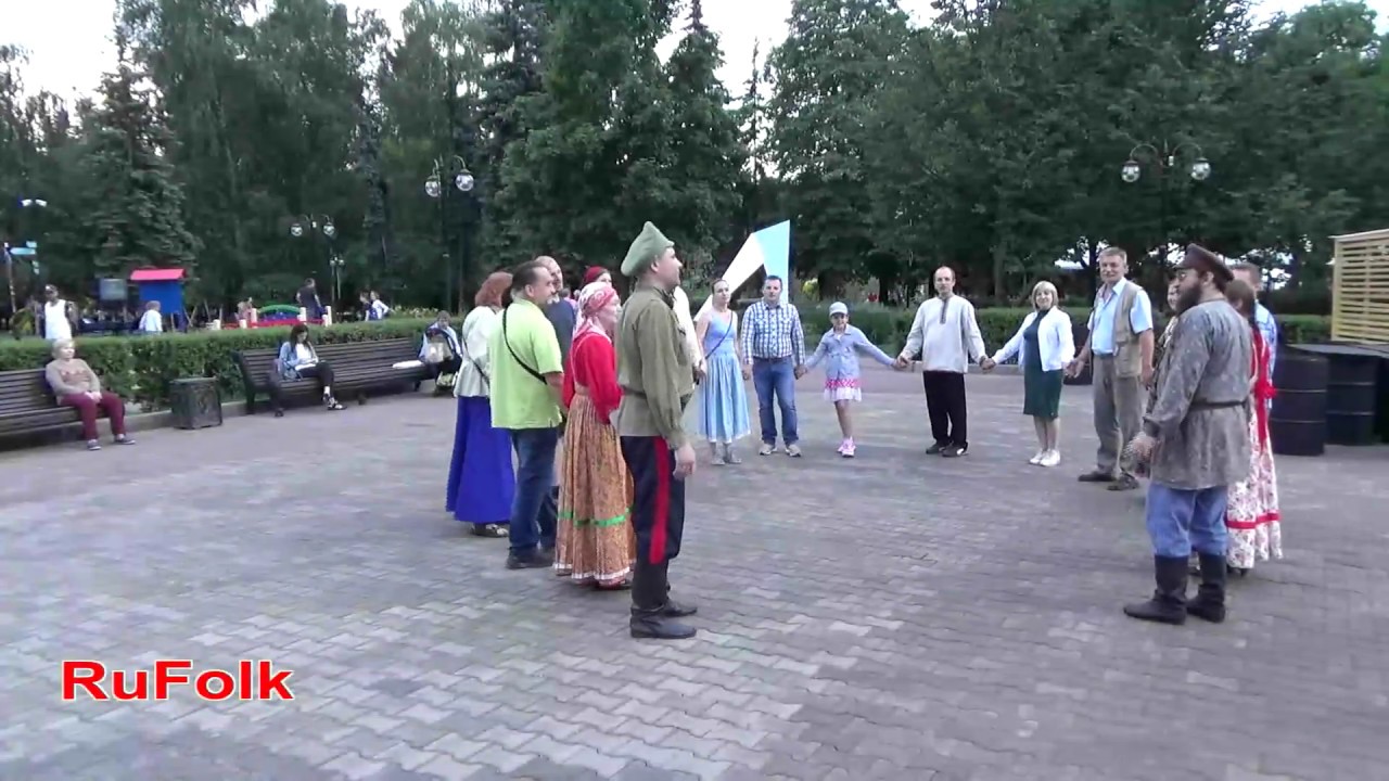 Хоровод «Заплетися плетень, заплетися» (43и)