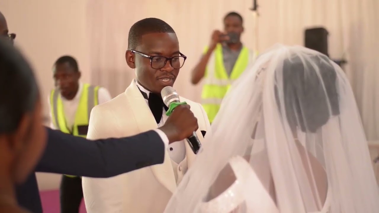 Zambia wedding. Church Ceremony. 