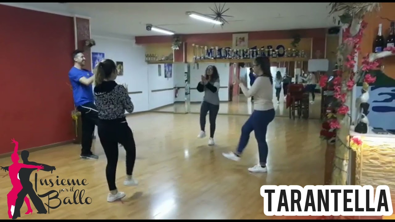 NUOVA TARANTELLA A CERCHIO