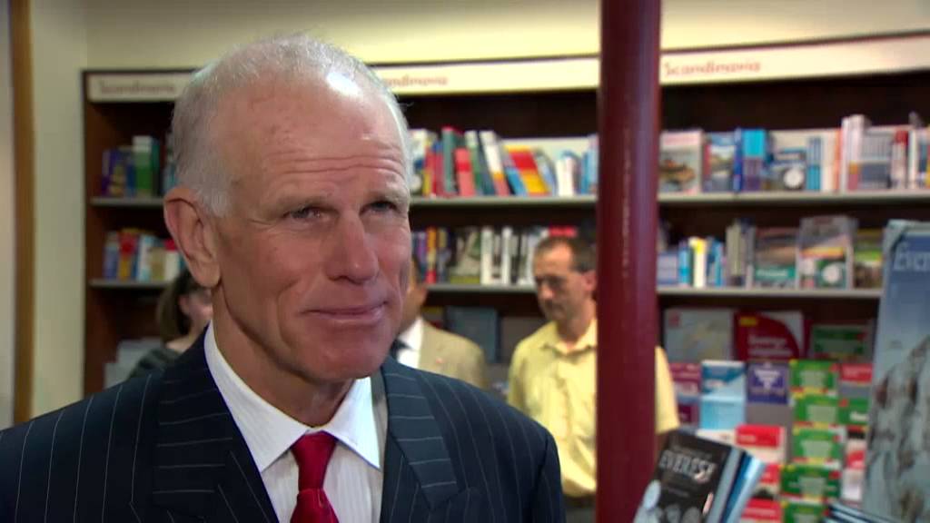 Peter Hillary: We should not lecture Nepal over Everest over-crowding