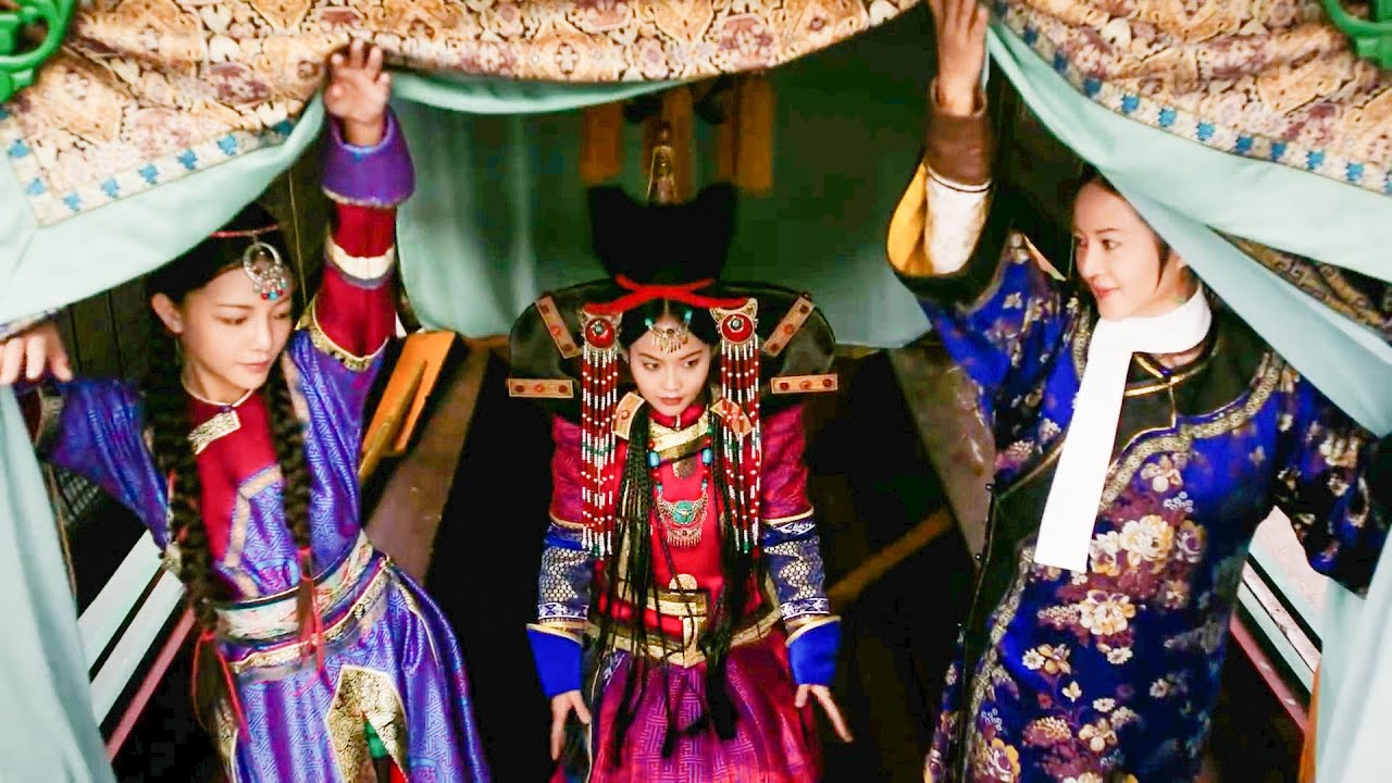 新晉妃子排面太大，毓瑚親自接進宮給她掀帘子，眾嬪妃滿心嫉妒卻不知都是如懿的安排！