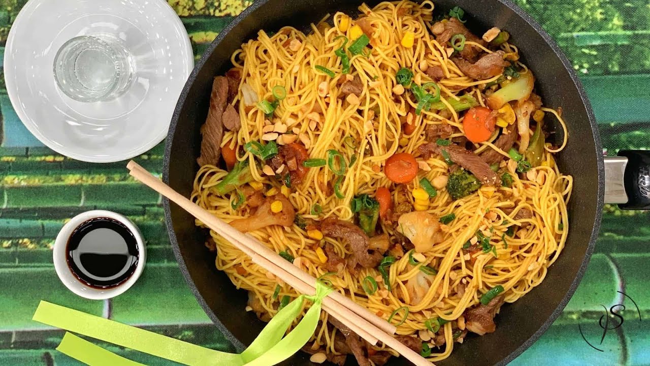 Noodles με μοσχάρι, σόγια & λαχανικά