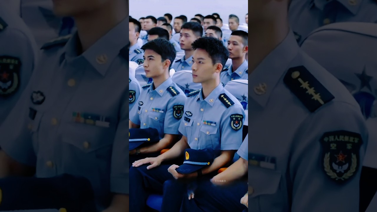 制服诱惑。#张晚意 #zhangwanyi #chinesedrama