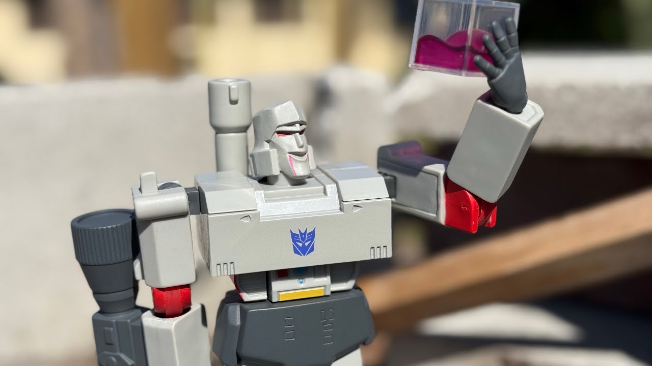 Megatron A True G1 Masterpiece or a Letdown? Super7 ULTIMATES Review (YKB)￼