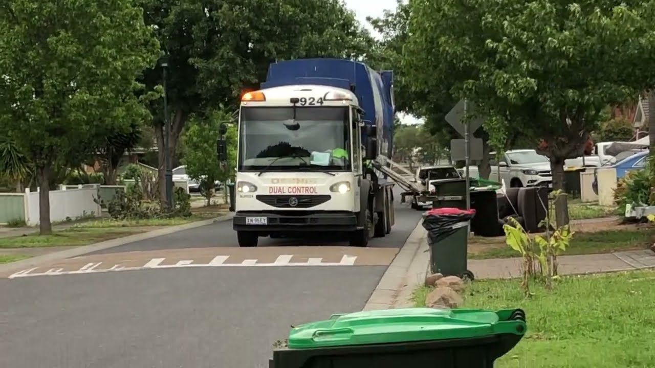 Wyndham Green waste With The Ex Albury
