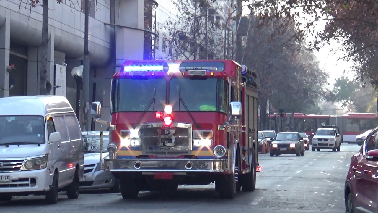 B13 y H4 Bomberos Santiago llegando a 10-6
