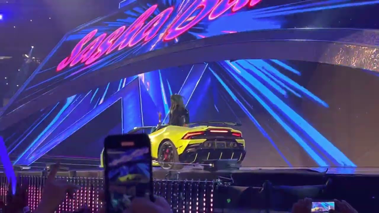 Sasha Banks and Naomi WrestleMania 38 Entrance Live!