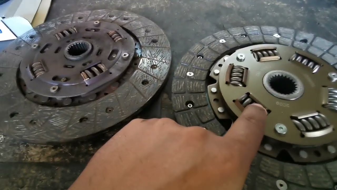 Mitsubishi Adventure (replace clutch lining)