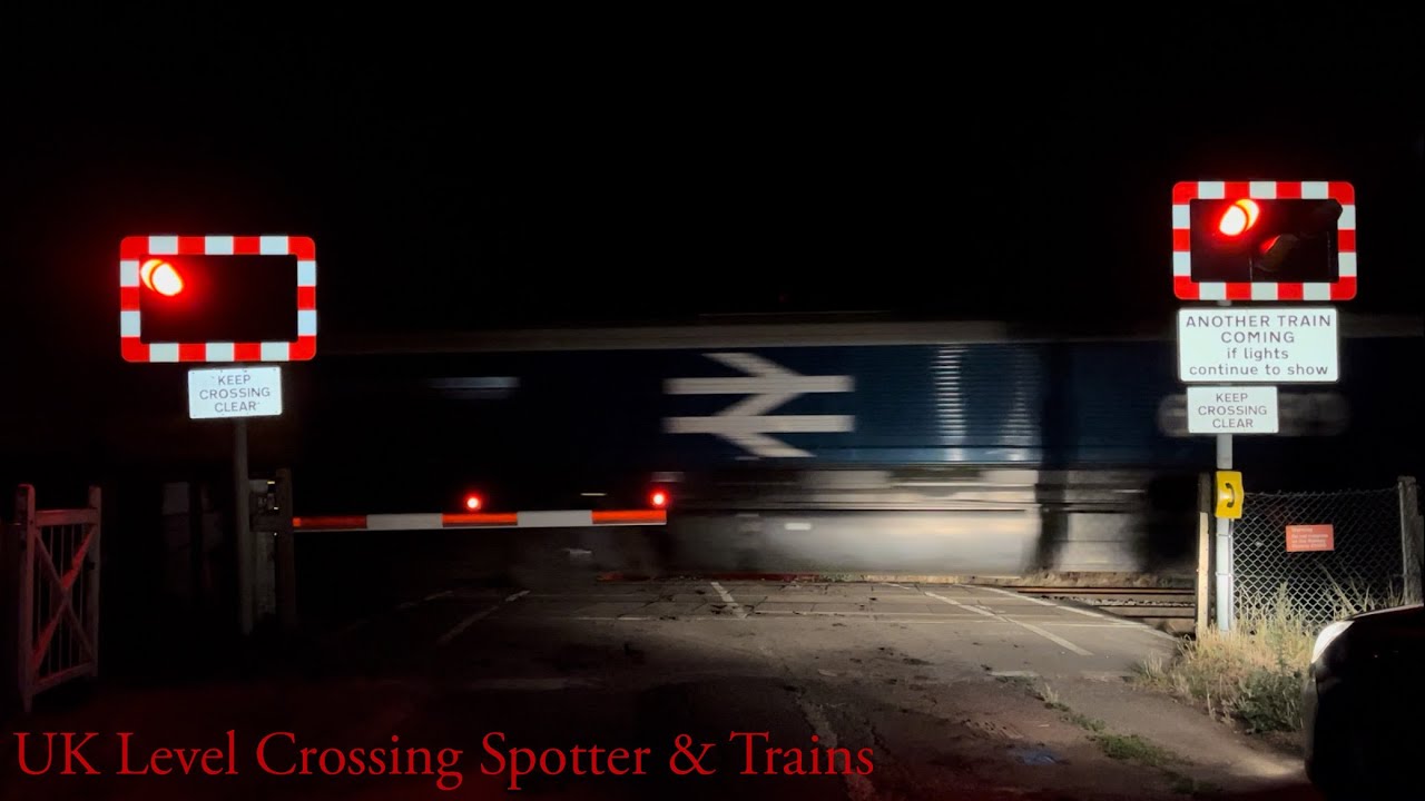(Flat tone Alarm) Trains Through the Night at Beald Drove Level Crossing, Cambridgeshire